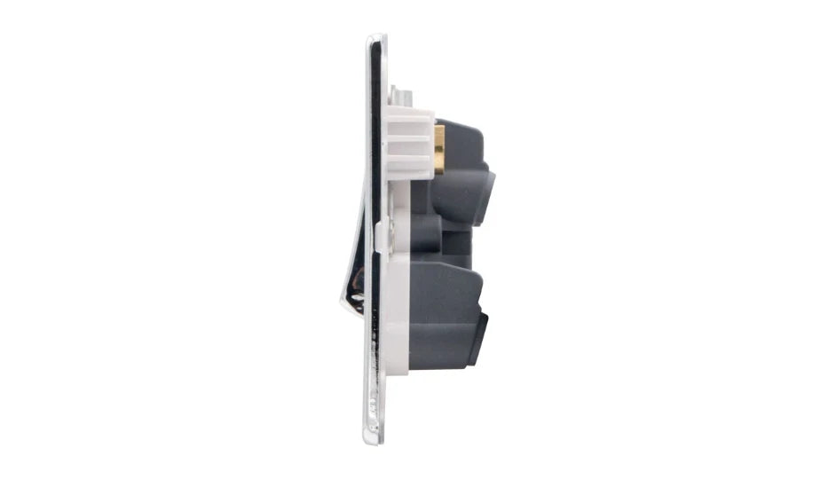 VPD1300CHW - Pro Décor 50A DP Switch Chrome White Insert